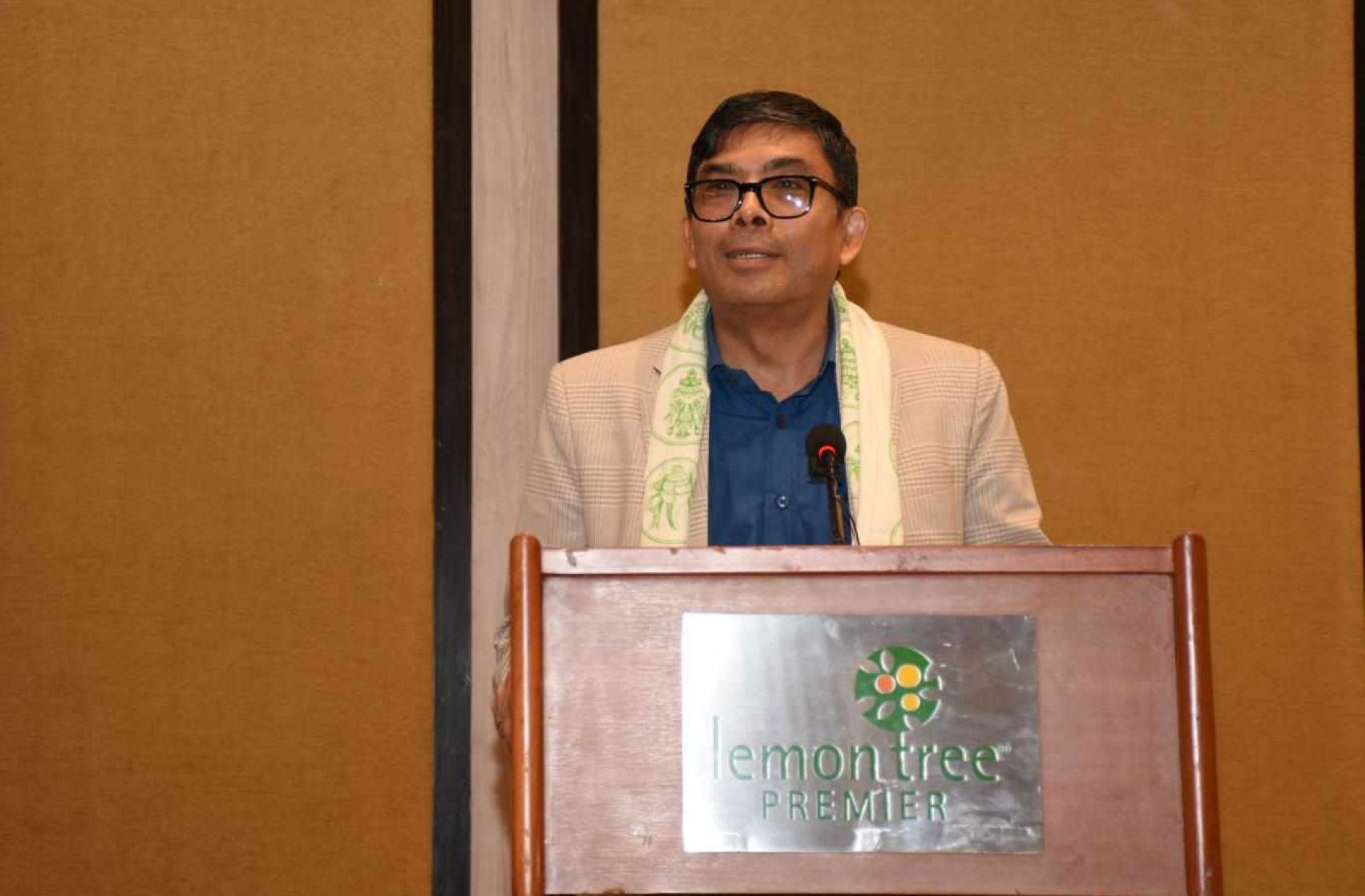 कर्जाको माग बढाउने गरि मौद्रिक नीति आउनुपर्छ: आयोग सदस्य श्रेष्ठ